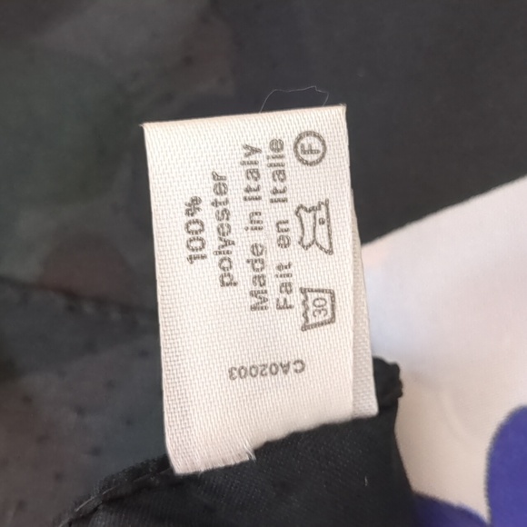 PATRICIA DUMONT 45" SQUARE Flower Scarf - Picture 5 of 7